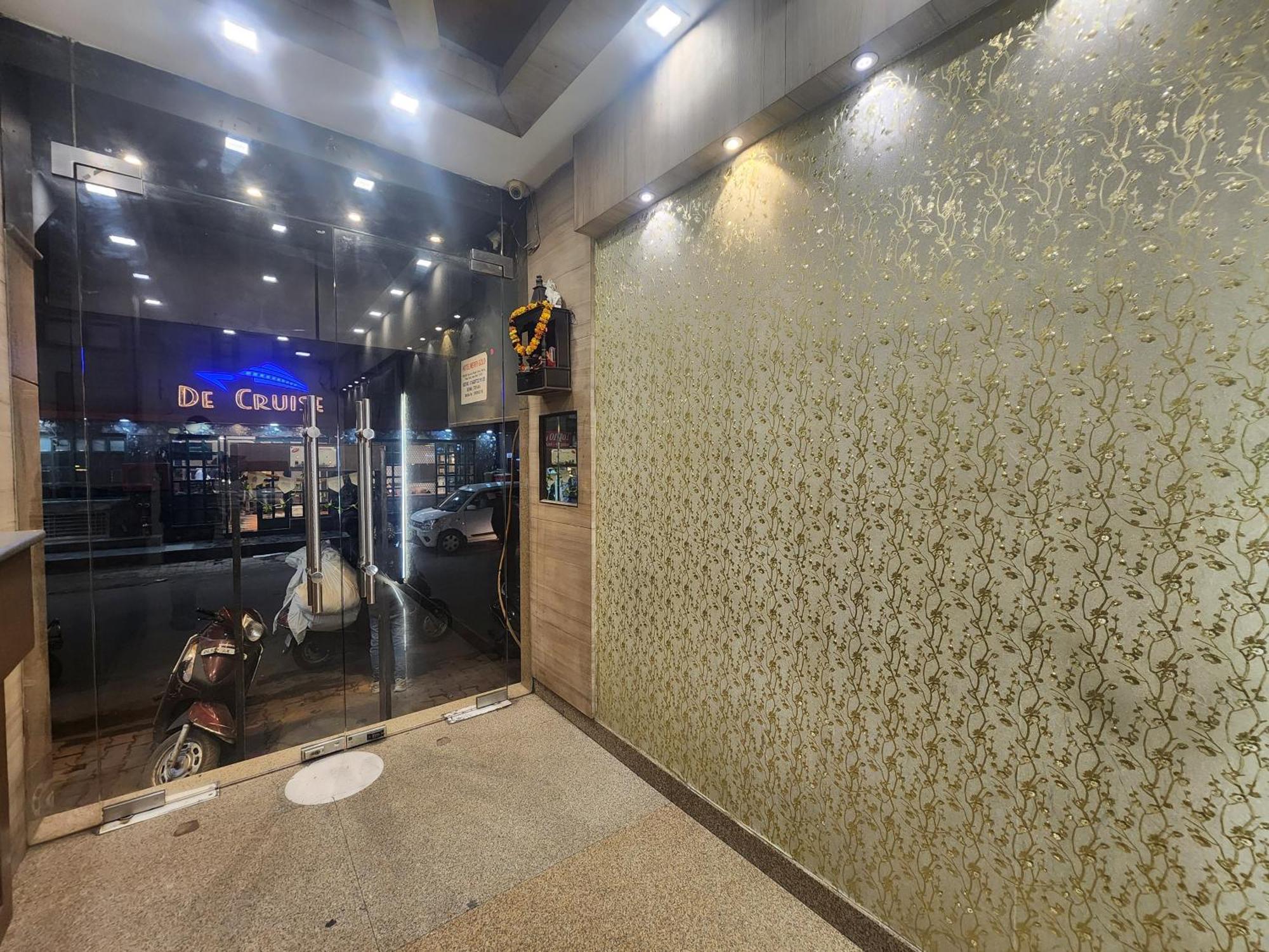 OYO 23603 Hotel Merry Gold New Delhi Eksteriør billede